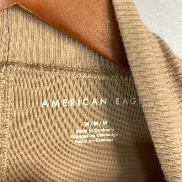 American Eagle Ribbed Cropped Mock Neck Shirt Tan Brown Long Sleeves M - Picture 7 of 10